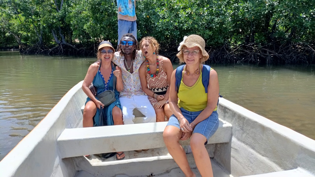 Robinson Island + Golden Beach